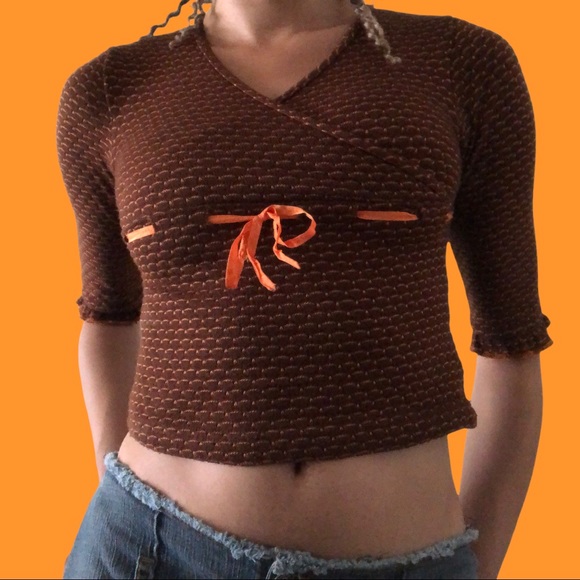 Cute Knit Brown Blouse - Picture 1 of 3